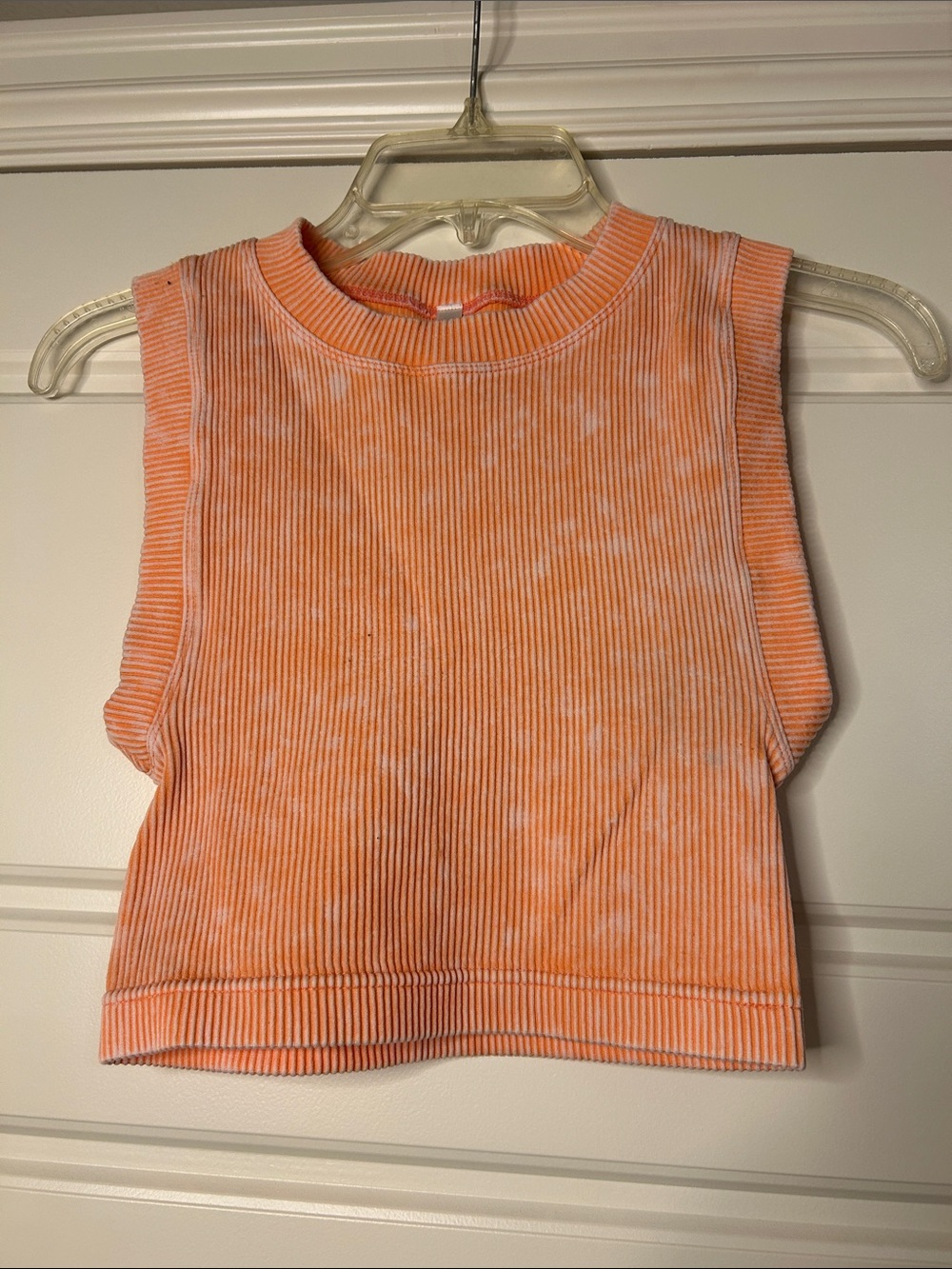 Zenana Outfitters Ribbed Peach Crop Top